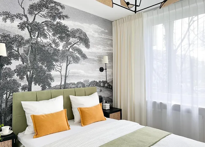 Gustowny Przy Metrze وارسو