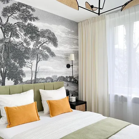 Gustowny Przy Metrze Warschau